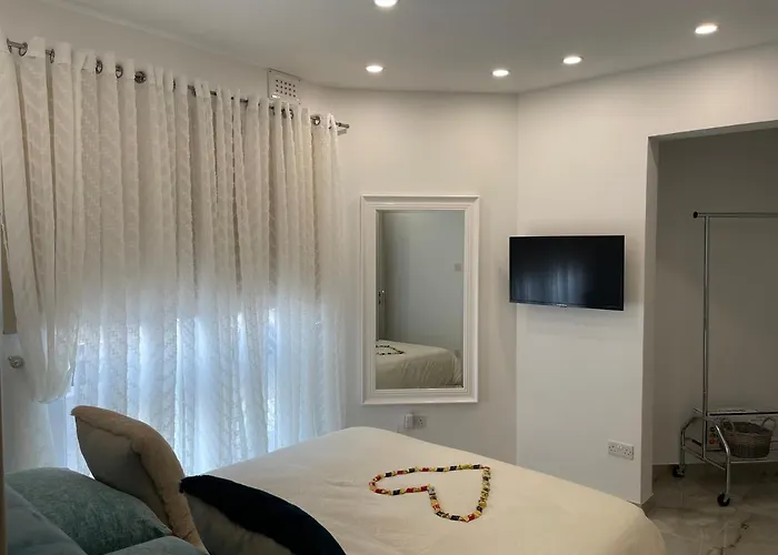 161 Maranello Court, Apartment 1