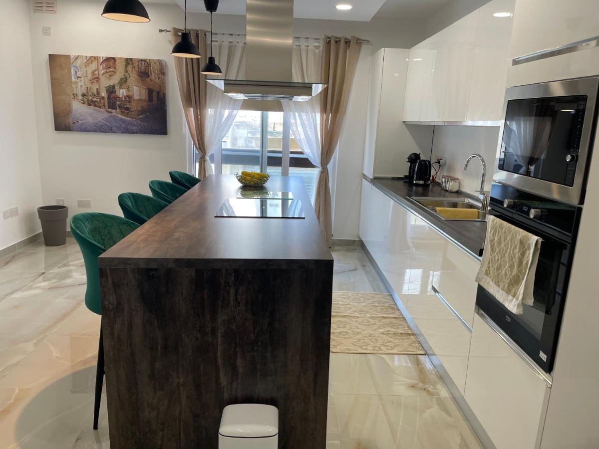 161 Maranello Court, 1 *